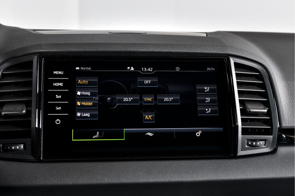 Škoda Karoq 1.5 TSI 150 PK ACT Sportline Business - DSG Automaat | S/K-Panodak | Columbus pakket | Dig. Cockpit | Adapt. Cruise | Elek. Klep | Stuur-+Stoelverw. | Camera+PDC | NAV+App. Connect | ECC | LED | | LM 19" | 18'' z