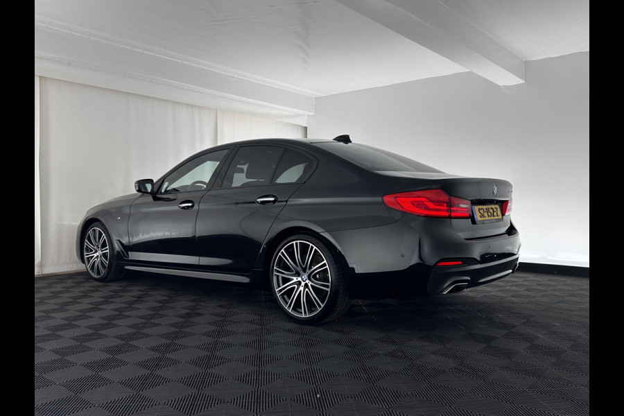 BMW 5 Serie 530d High Executive M-Sport-Pack *PANO | BOWERS/WILKINS-DIAMOND | NAPPA-VOLLEDER | HEAD-UP | ADAPT.CRUISE | BLIND-SPOT | SURROUND-VIEW | FULL-LED | MEMORY-PACK | VIRTUAL-COCKPIT | DAB+ | KEYLESS | NAVI-FULLMAP | COMFORT-SEAT