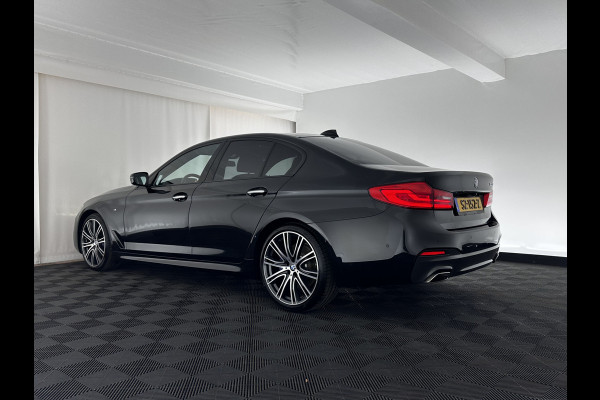 BMW 5 Serie 530d High Executive M-Sport-Pack *PANO | BOWERS/WILKINS-DIAMOND | NAPPA-VOLLEDER | HEAD-UP | ADAPT.CRUISE | BLIND-SPOT | SURROUND-VIEW | FULL-LED | MEMORY-PACK | VIRTUAL-COCKPIT | DAB+ | KEYLESS | NAVI-FULLMAP | COMFORT-SEAT