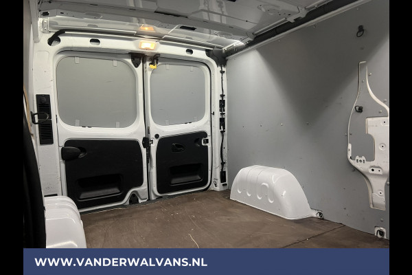 Nissan NV300 1.6 dCi 126pk L2H1 Euro6 Airco | Navigatie | Trekhaak | Imperiaal | Cruisecontrol Parkeersensoren, Bijrijdersbank Opel vivaro / Renault Trafic