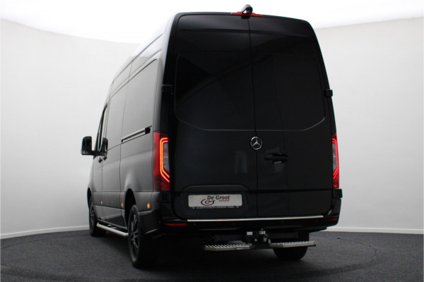 Mercedes-Benz Sprinter 317 CDI Aut. L2H2 DC 6-ZITS 2x Schuifdeur, Leer, Camera, Apple Carplay, Cruise, DAB, Trekhaak, 17''