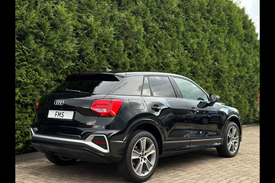 Audi Q2 35 TFSI 2x S-Line CarPlay Camera LED