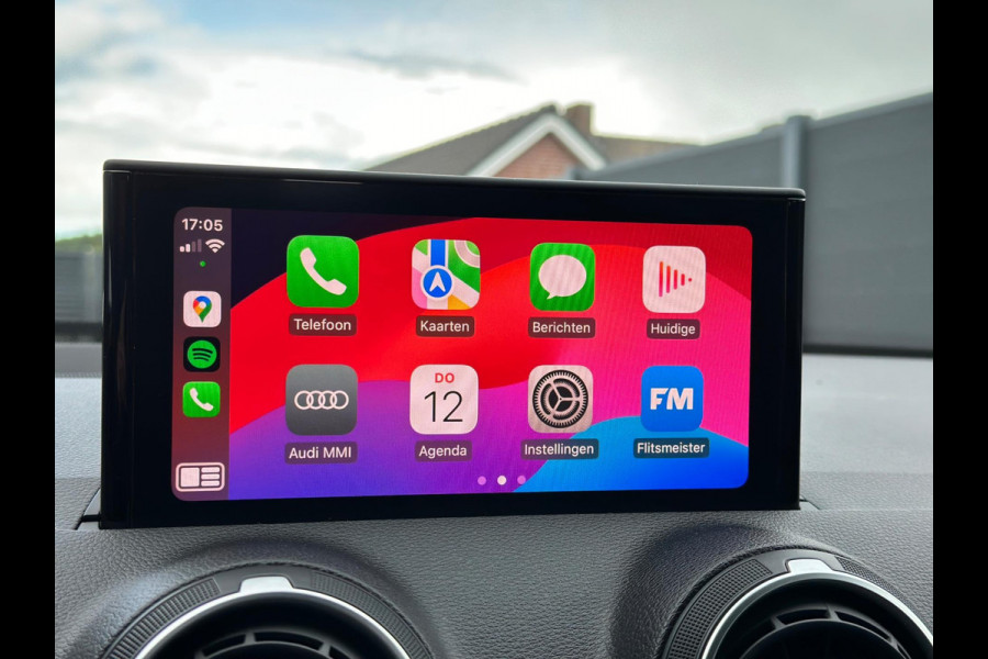 Audi Q2 35 TFSI 2x S-Line CarPlay Camera LED