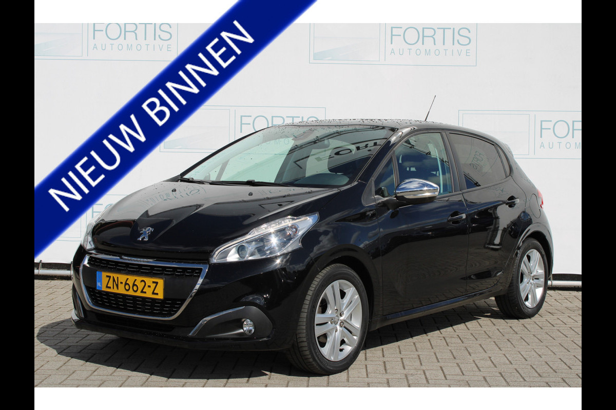 Peugeot 208 1.2 PureTech Signature NL AUTO | CARPLAY | AIRCO |