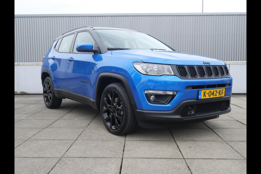 Jeep Compass 1.3T Night Eagle Liberty Edition | Trekhaak | Clima | Navi | Carplay | Camera | PDC | 19"