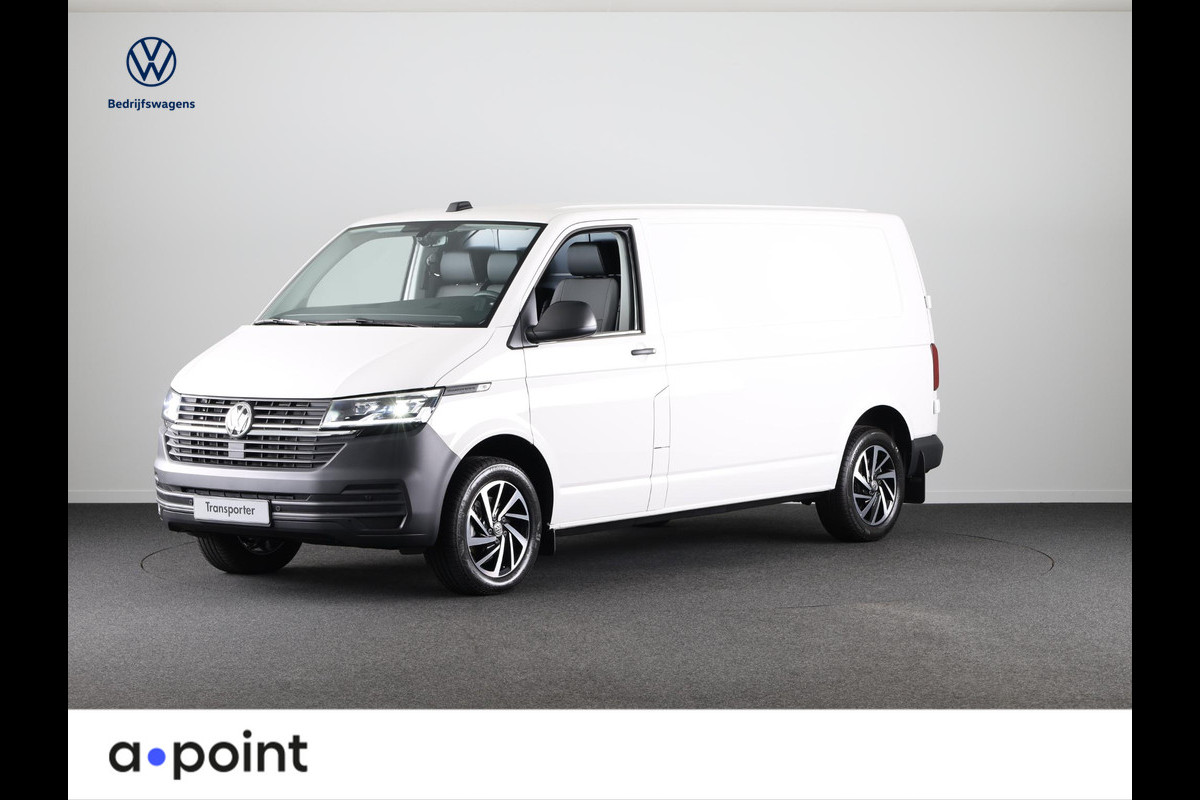 Volkswagen Transporter 2.0 TDI L2H1 30 Comfortline 150 pk Automaat (DSG) | Navigatie via App | Achteruitrijcamera | Parkeersensoren | Cruise control | 2 zitplaatsen rechtsvoor |