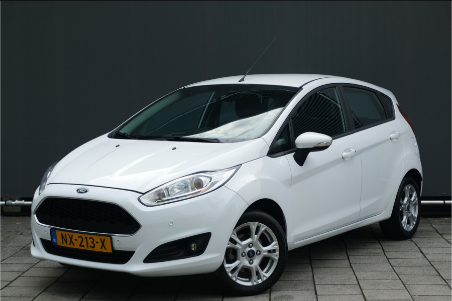 Ford Fiesta BWJ 2017 / 81 PK 1.0 Style Ultimate | AIRCO | CRUISE | NAVI | PDC | LMV |