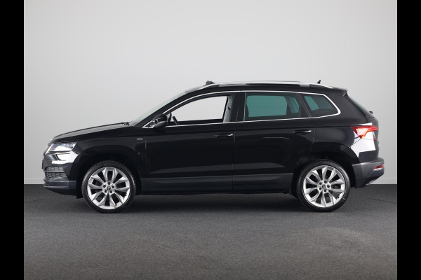 Škoda Karoq 1.5 TSI ACT Business Edition 150 pk DSG | Navigatie | Inklapbare trekhaak | Panoramadak | Parkeersensoren | Achteruitrijcamera |