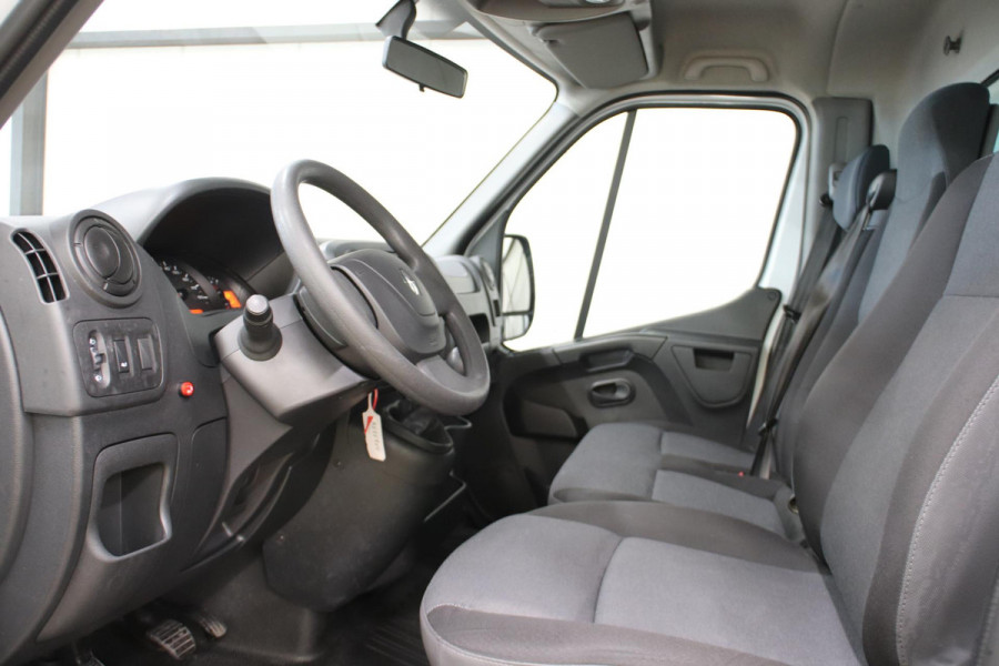 Renault Master 2.3 dCi BAKWAGEN met 1013KG Laadvermogen en Laadklep Meubelbak