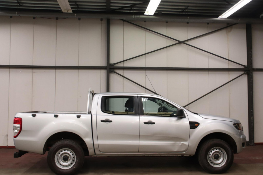 Ford Ranger 2.2 TDCi XL DUBBEL CABINE TREKHAAK