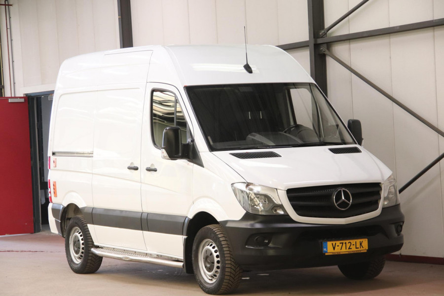 Mercedes-Benz Sprinter DHOLLANDIA LAADKLEP POSTNL AUTOMAAT EURO 6