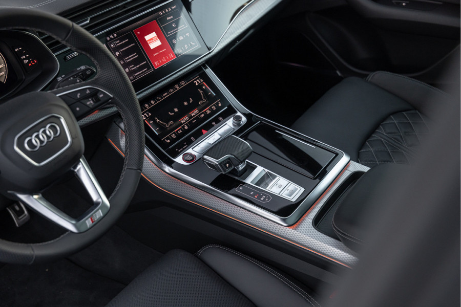 Audi SQ8 4.0 TFSI 507pk Quattro Pano S-stoelen 4-wielsturing Nachtzicht HuD B&O