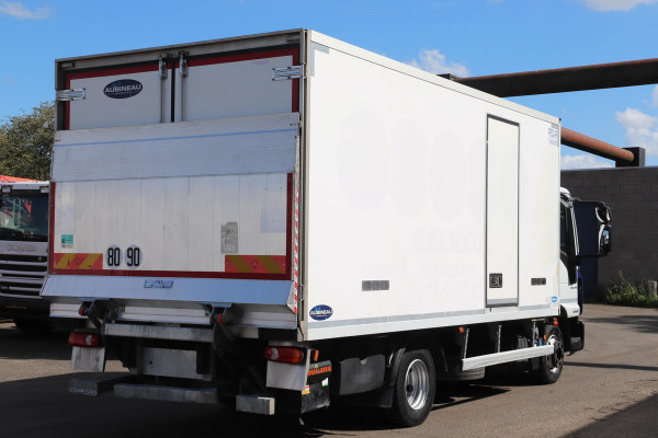 Iveco Eurocargo BAKWAGEN KOELWAGEN LAADKLEP THERMOKING V600 MAX REFRIGERATED TRUCK EURO6