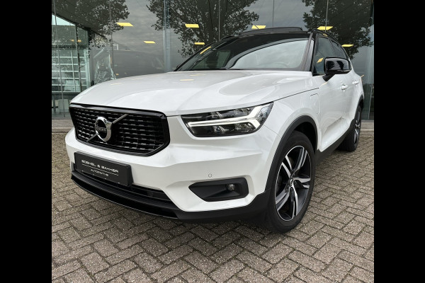 Volvo XC40 1.5 T4 Recharge R-Design - Panodak - Camera - Winterpakket