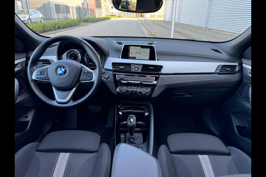 BMW X2 SDrive20i High Executive LED Pano Navi Memory Camera