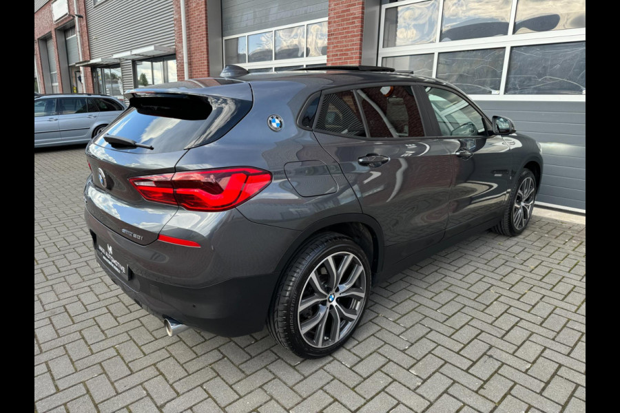 BMW X2 SDrive20i High Executive LED Pano Navi Memory Camera