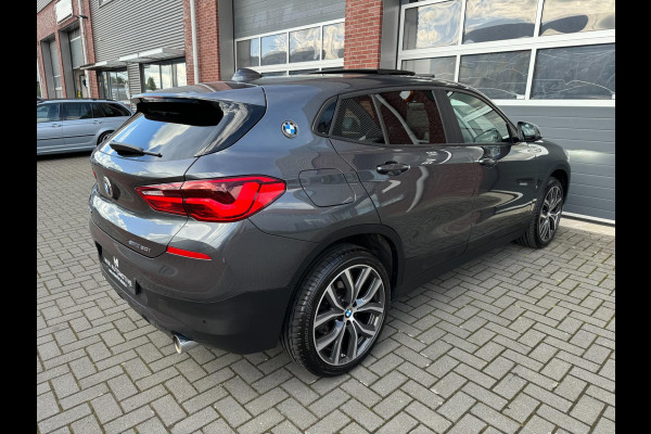 BMW X2 SDrive20i High Executive LED Pano Navi Memory Camera