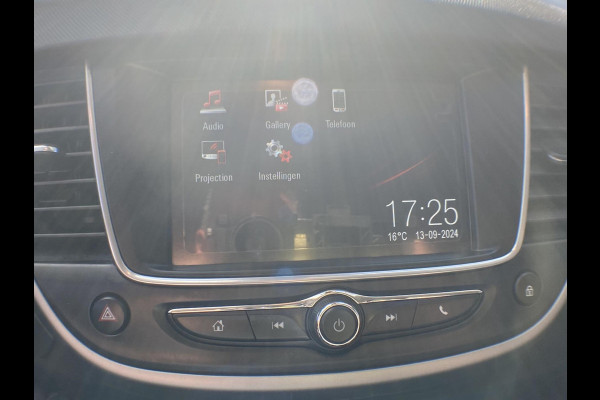 Opel Crossland X 1.2 Turbo Edition - Navigatie - Apple CarPlay I Airco I LED I PDC I Sport velgen I Trekhaak I Dealer onderh.