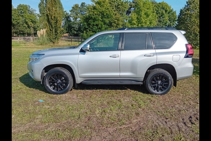 Toyota Land Cruiser 2.8 D-4D-F Challenger Blind Van