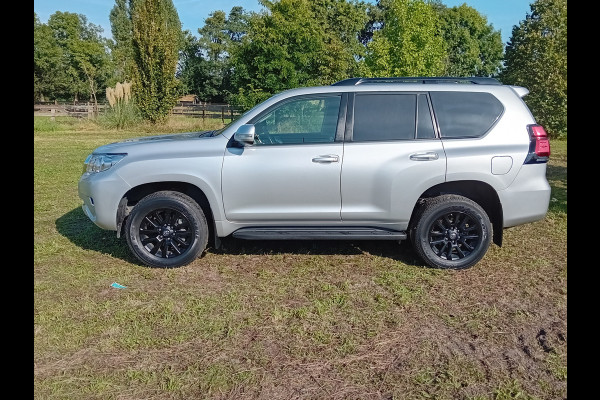 Toyota Land Cruiser 2.8 D-4D-F Challenger Blind Van