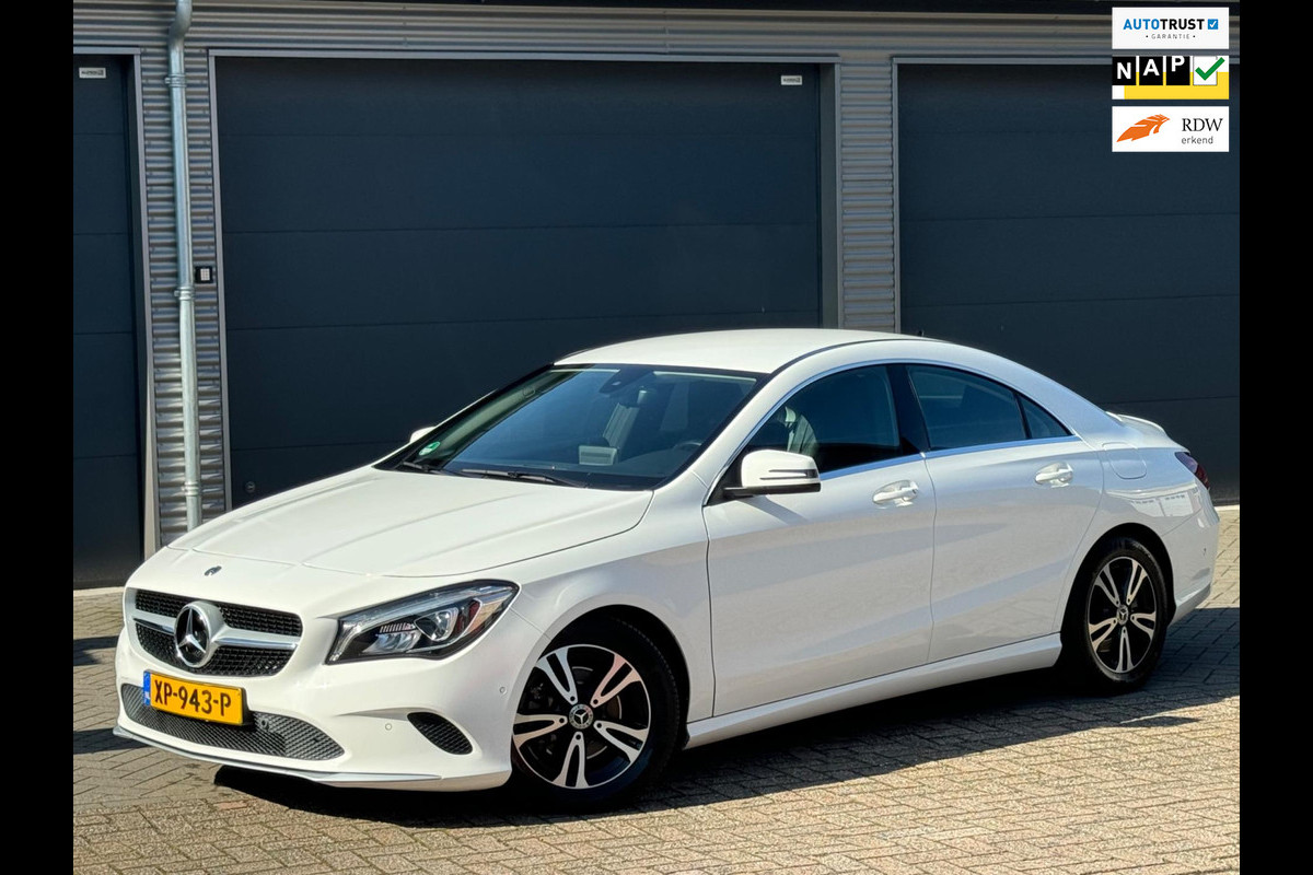 Mercedes-Benz CLA-Klasse 180 AUTOMAAT AMBITION,1/2 LEDEREN SPORTINTERIEUR, ACHTERUITRIJCAMERA, NL AUTO NAP