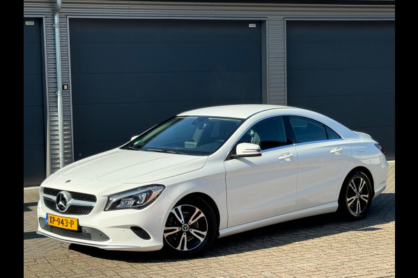 Mercedes-Benz CLA-Klasse 180 AUTOMAAT AMBITION,1/2 LEDEREN SPORTINTERIEUR, ACHTERUITRIJCAMERA, NL AUTO NAP