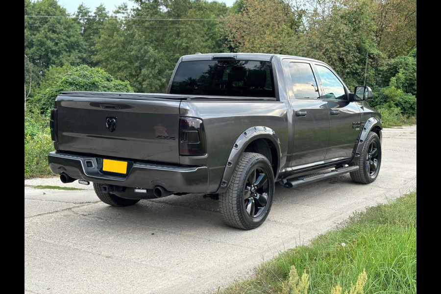 Dodge Ram 1500 Sport Black Edition 5.7 V8 4x4 Crew Cab LPG 125L