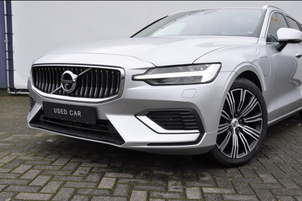 Volvo V60 T8 390PK Automaat Recharge AWD Inscription Elektrische achterklep/ BLIS/ Adaptieve cruise control/ 360 Camera/ Adaptieve koplampen/ Lederen bekleding/ Keyless entry/ Apple carplay/ Drive mode/ Stuurwiel en stoelverwarming/ Standkachel/ Pilot assist/ Panoramadak