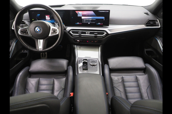 BMW 3 Serie Touring 330e M-Sport | Panoramadak | Harman Kardon | M Sportstoelen | Keyless | Head Up | Adaptive Cruise