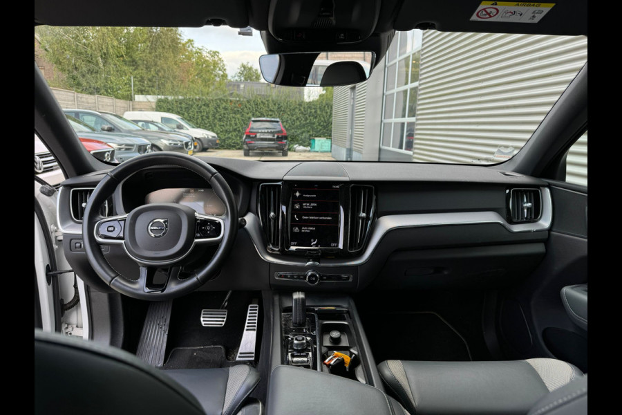 Volvo XC60 T6 Aut. R-Design Leder Panoramadak Parkeercamera Trekhaak 340pk