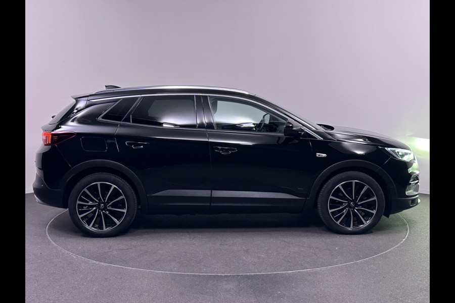 Opel Grandland X 1.6 Turbo Innovation Plug in Hybrid 225pk PHEV | Lederen Sportstoelen Memory | Apple Carplay | Stoelverwarming & Stoelventilatie | Navigatie | Camera |