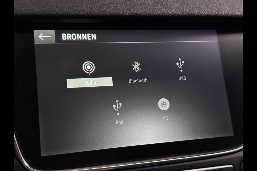 Opel Grandland X 1.6 Turbo Innovation Plug in Hybrid 225pk PHEV | Lederen Sportstoelen Memory | Apple Carplay | Stoelverwarming & Stoelventilatie | Navigatie | Camera |