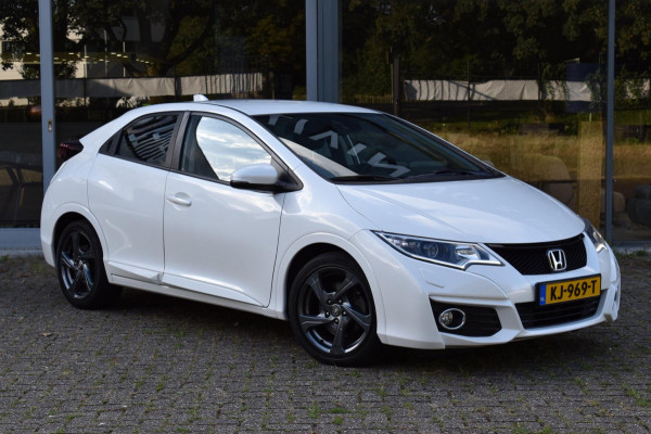 Honda Civic 1.4 Elegance Navi Camera 1 Ste Eigenaar Stoelverwarming