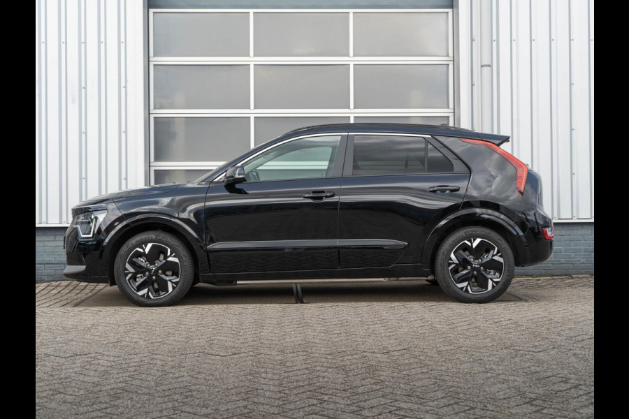 Kia Niro EV DynamicLine 64.8 kWh | €2000 Subsidie beschikbaar | Navigatie | Parkeersensoren voor en achter | Adaptieve cruise control | Fabrieksgarantie tot 2031