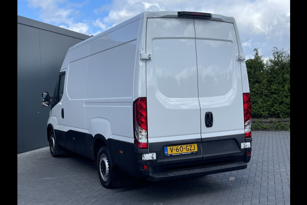 Iveco Daily 35S16 157 PK / L2H2 / AIRCO / BIJRIJDERSBANK / 3500 KG AHG