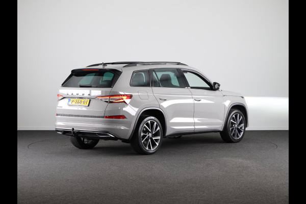 Škoda Kodiaq 1.5 TSI Sportline Business 150PK automaat (DSG) | Panoramadak | Virtual cockpit | Navigatie | 20"inch | Parkeersesnoren