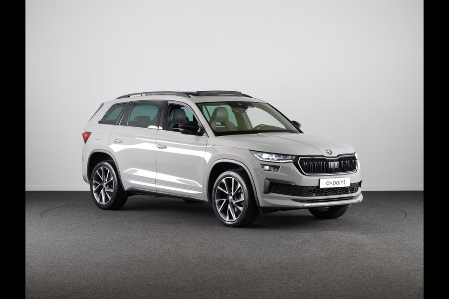 Škoda Kodiaq 1.5 TSI Sportline Business 150PK automaat (DSG) | Panoramadak | Virtual cockpit | Navigatie | 20"inch | Parkeersesnoren