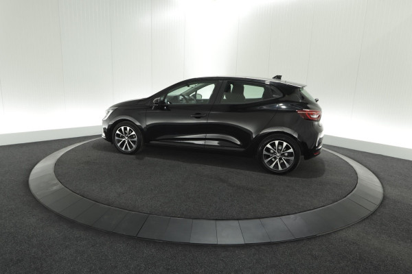 Renault Clio 1.6 E-Tech Hybrid 145 Evolution | Navigatie | Parkeersensoren | Apple Carplay | Stoelverwarming