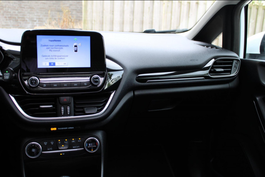 Ford Fiesta 1.0 EcoBoost Titanium Camera Carplay Pdc Pano