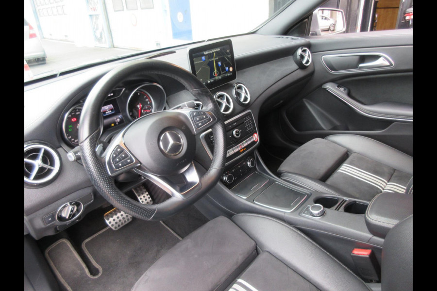 Mercedes-Benz CLA-Klasse Shooting Brake 180 Business Solution AMG Aut Leer Navi Clima Camera