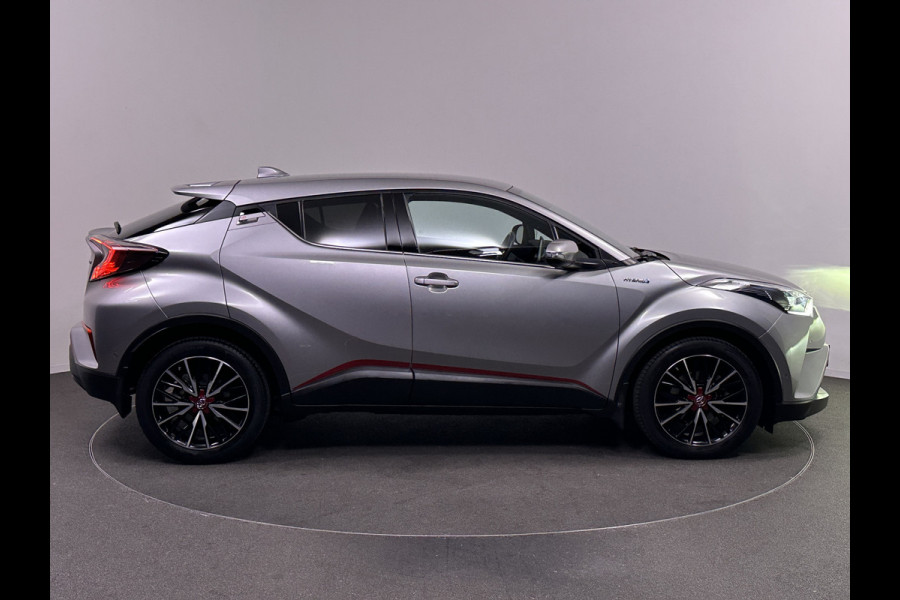 Toyota C-HR 1.8 Hybrid Bi-Tone | Adaptive Cruise | Camera | Half Leder | Led | Navigatie | Stoelverwarming |