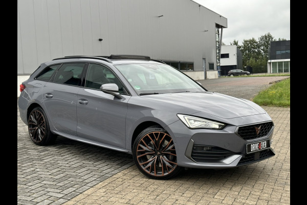 CUPRA Leon Sportstourer 1.4 e-Hyb 245 VZ PANO CUPRA BUTTON CLIMATE PDC NAVI ELEK PAKKET