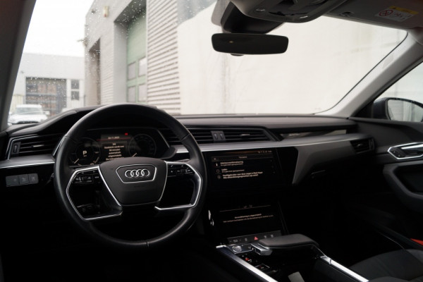 Audi e-tron 55 95kWh 360pk Quattro -LEER-NAVI-ECC-CAM-