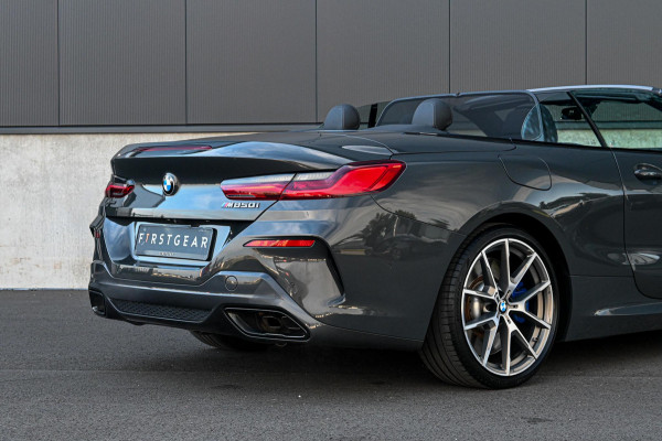 BMW 8 Serie M850i xDrive High Executive *Bowers & Wilkins / Stoelventilatie / Actieve-Besturing / Soft-Close / Laserverlichting / HUD*