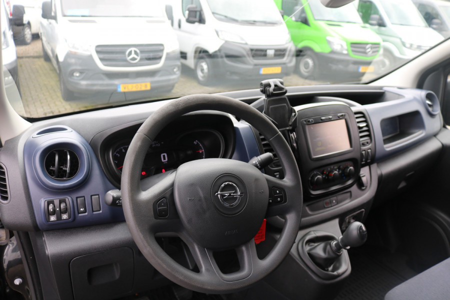 Opel Vivaro 1.6 CDTI Airco Navigatie Inrichting Imperiaal Trekhaak