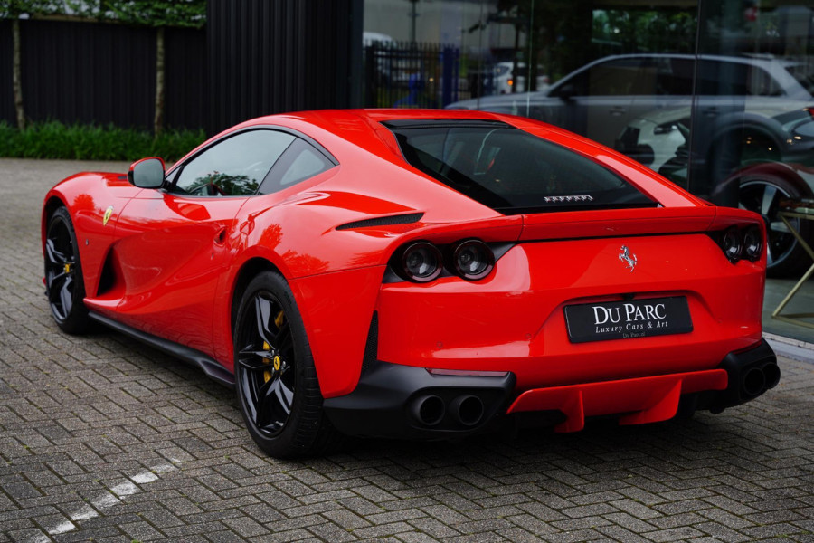 Ferrari 812 6.5 V12 Superfast HELE NL-Auto