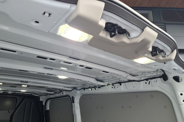 Ford Transit Custom 300 2.0 TDCI L2H1 Trend LED - Carplay