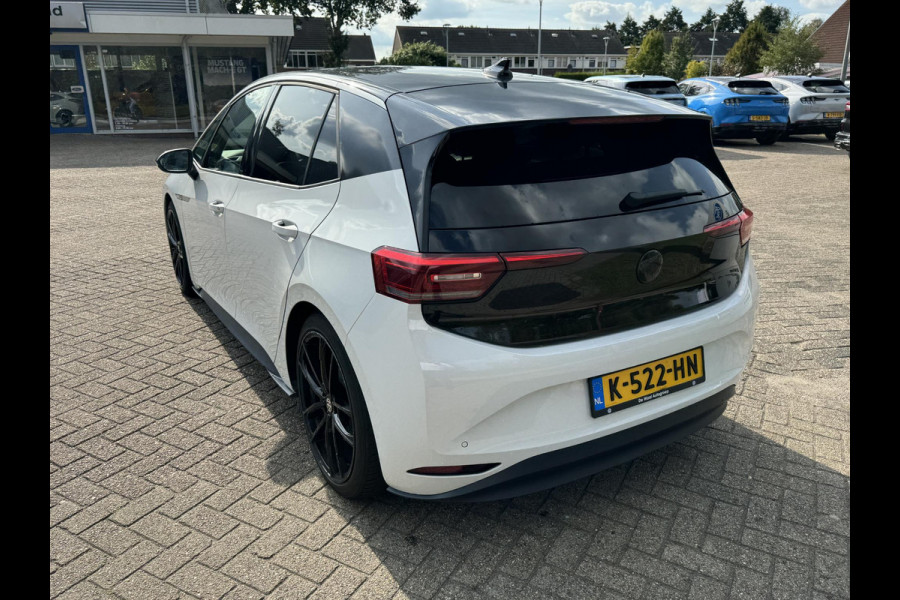 Volkswagen ID.3 First Plus 58 kWh 204pk Adaptieve Cruise | SEPP Subsidie | Stoelverwarming | Navigatie | Apple Carplay | BTW auto