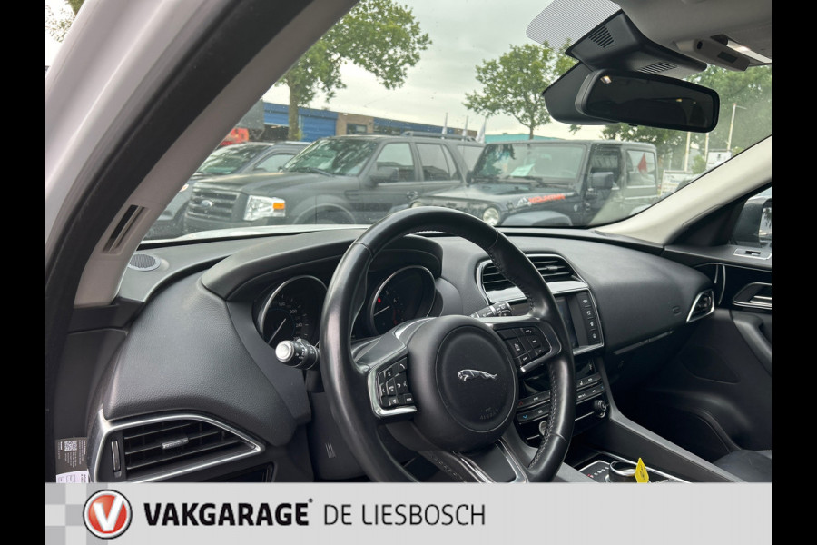 Jaguar F-Pace 2.0 Prestige AWD 25t,leer navi,camera,leer,boeken