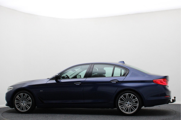 BMW 5 Serie 530i High Executive Automaat Sport Line, Leer, LED, Camera, ACC, Head-Up, Stoelverw., Trekhaak, 19''